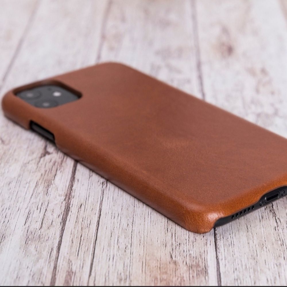 Genuine Leather Snap iPhone 11/Pro/Max Case
